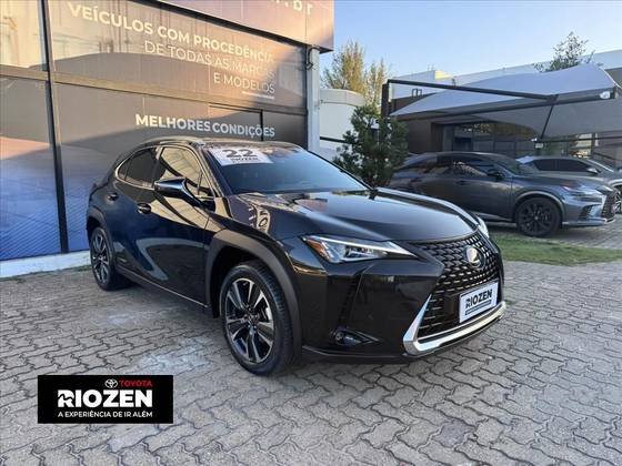 LEXUS UX 250h 2.0 VVT-I HYBRID DYNAMIC CVT LEXUS UX 250h 2.0 VVT-I HYBRID DYNAMIC CVT